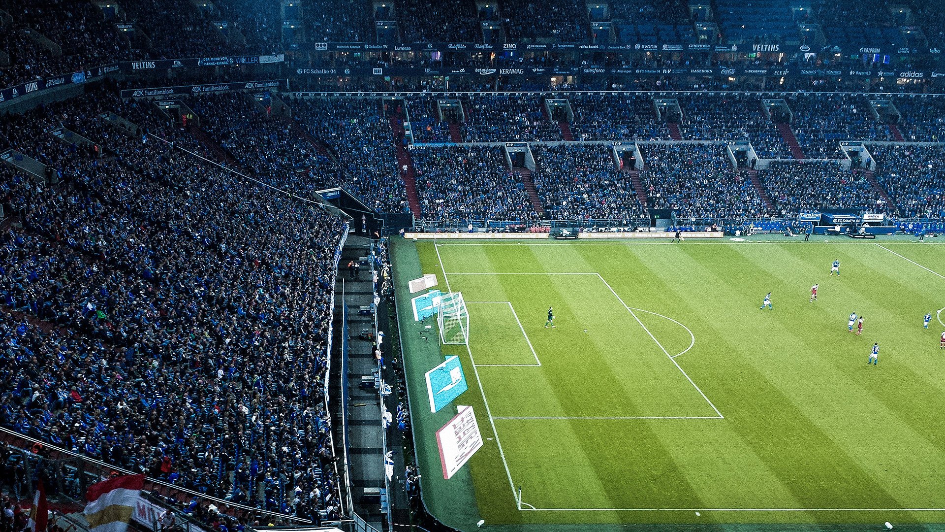 足球联赛裁判语音通讯系统全面部署，足球比赛裁判说什么语言